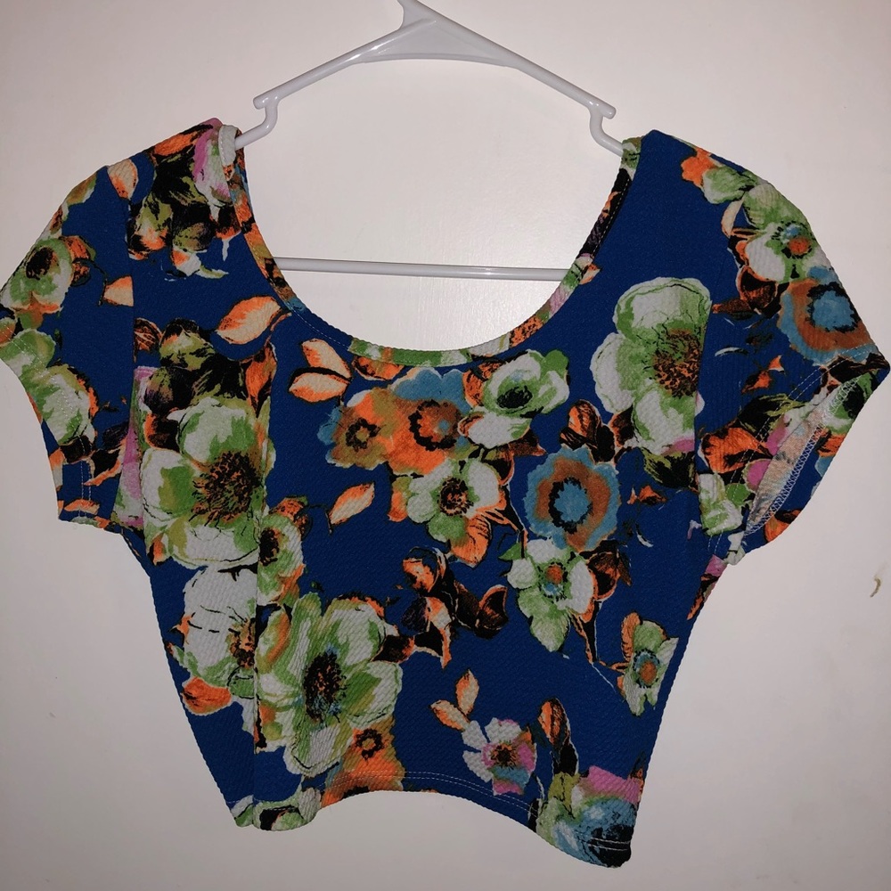 Diva Apparel Crop Top
